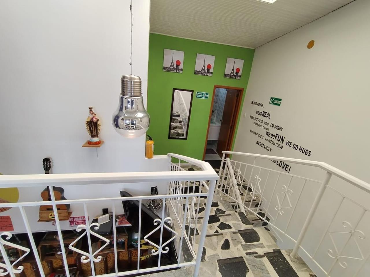 Zipa Hostel Zipaquirá Exteriör bild