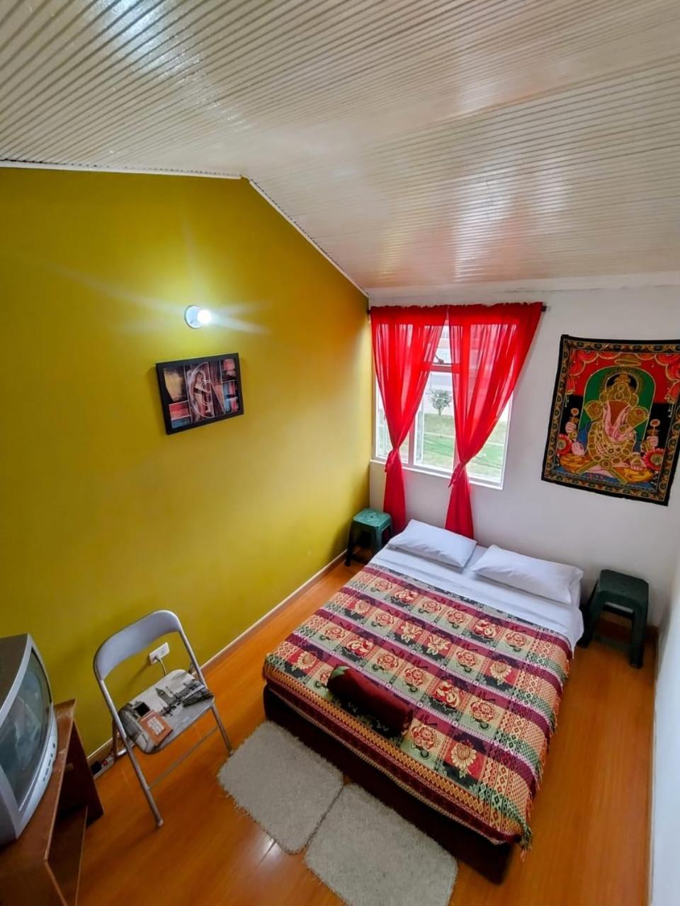 Zipa Hostel Zipaquirá Exteriör bild
